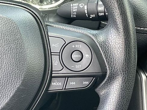 Used 2025 Toyota RAV4 XLE w/ Convenience Package AWD/4WD image 14