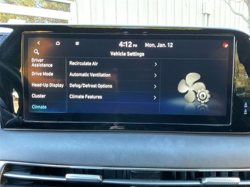 Used 2024 Hyundai Palisade Calligraphy image 24