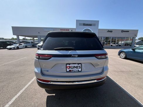 Used 2024 Jeep Grand Cherokee Limited 4xe AWD/4WD image 7