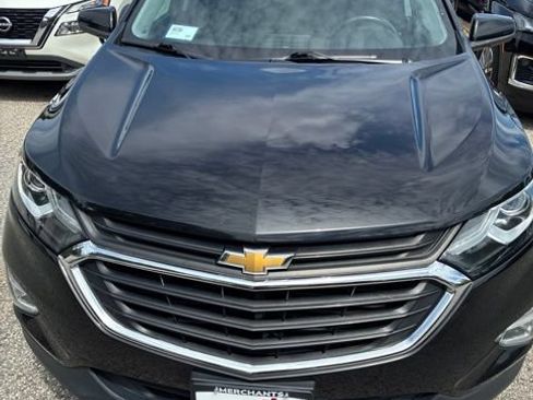 Used 2020 Chevrolet Equinox LT AWD/4WD image 2