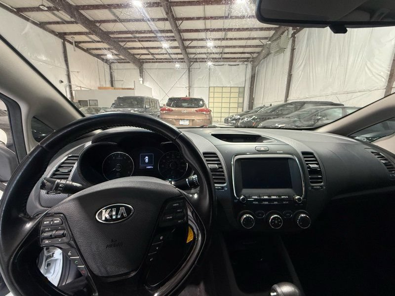 Used 2018 Kia Forte S FWD image 24