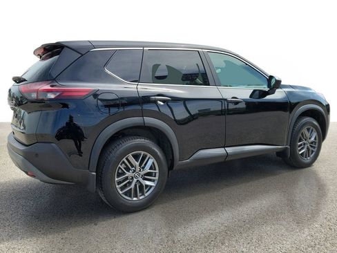 Used 2023 Nissan Rogue S AWD/4WD image 4