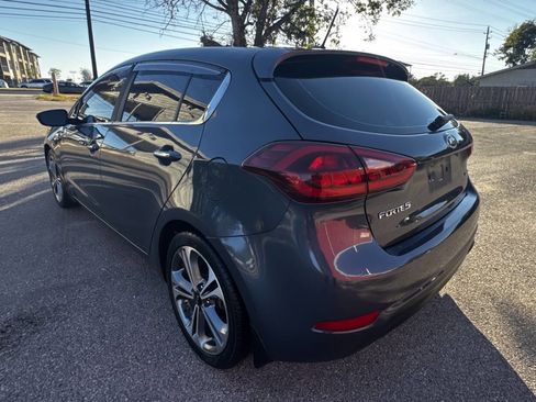 Used 2016 Kia Forte EX w/ EX Premium Technology Package image 9