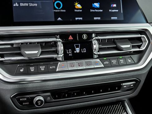 Used 2023 BMW M4 xDrive Competition AWD/4WD image 31