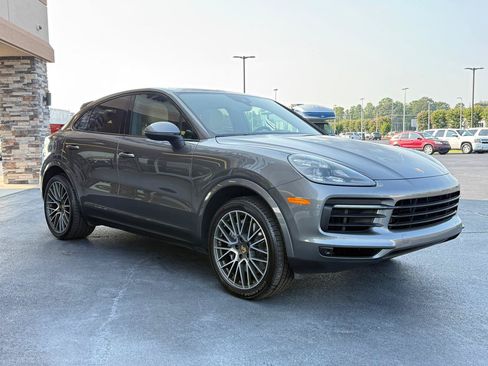 Used 2021 Porsche Cayenne Coupe AWD/4WD image 6