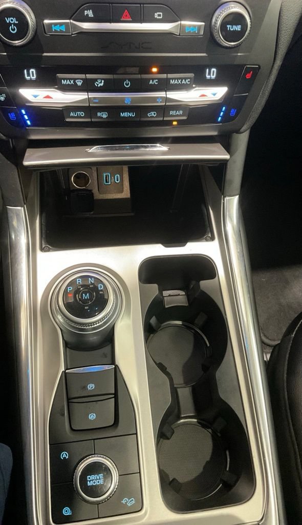 Used 2020 Ford Explorer Limited w/ Class III Trailer Tow Package AWD/4WD image 20