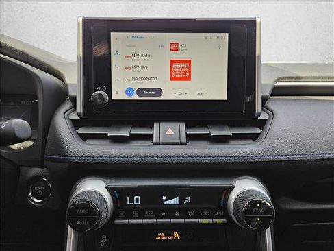 Used 2025 Toyota RAV4 SE AWD/4WD image 14