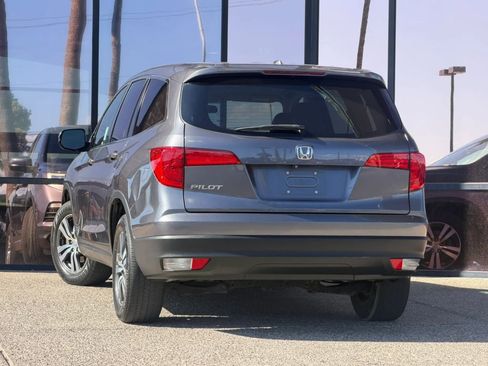 Used 2017 Honda Pilot EX image 11