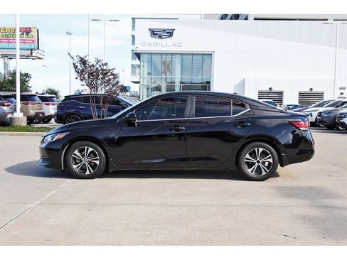 Used 2020 Nissan Sentra SV image 3