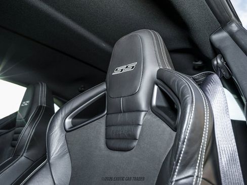 Used 2015 Chevrolet Camaro SS w/ SS Performance Package RWD image 37