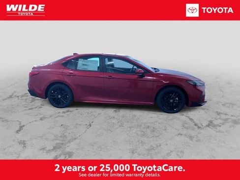 New 2026 Toyota Camry SE image 2