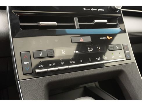 Used 2020 Toyota Avalon XSE image 25