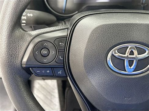 Used 2024 Toyota RAV4 LE image 17