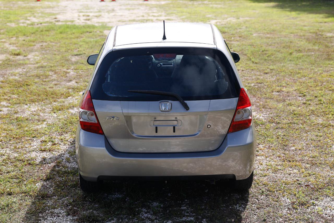 Used 2007 Honda Fit image 9