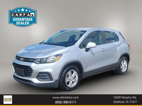 Used 2019 Chevrolet Trax LS FWD image 1