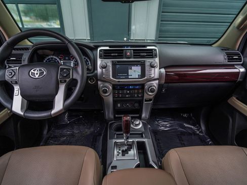 Used 2017 Toyota 4Runner Limited AWD/4WD image 16