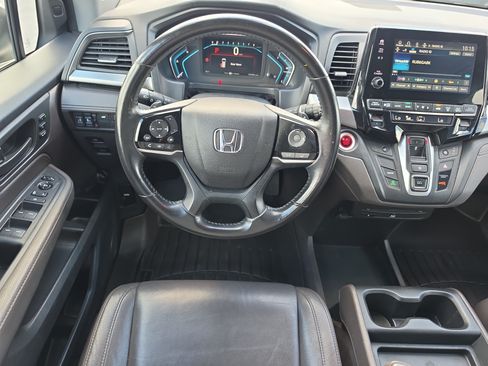 Used 2018 Honda Odyssey EX-L image 10