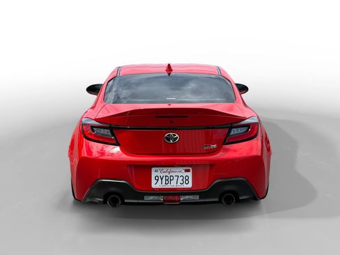 Used 2024 Toyota GR86 Premium w/ Performance Package RWD image 4