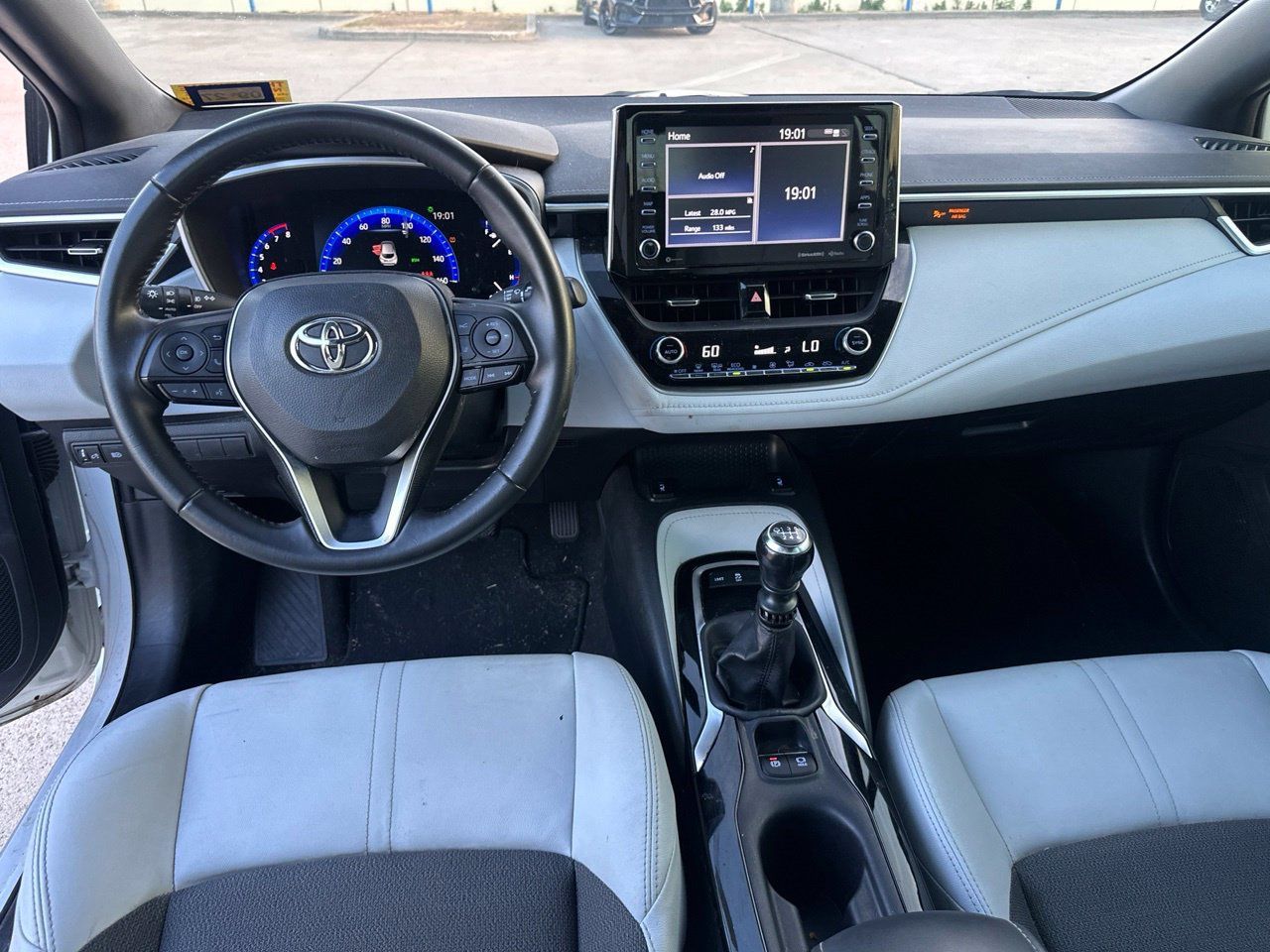 Used 2022 Toyota Corolla XSE FWD image 14