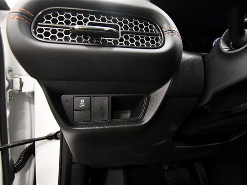 Certified 2024 Honda HR-V Sport image 19