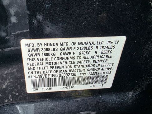 Used 2013 Acura ILX w/ Premium Package FWD image 25