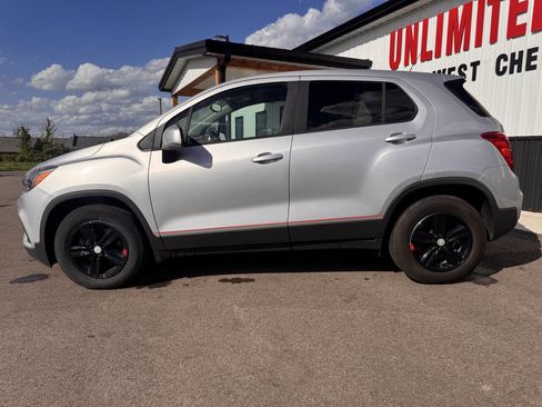 Used 2020 Chevrolet Trax LS w/ Tint and Cruise Package image 12