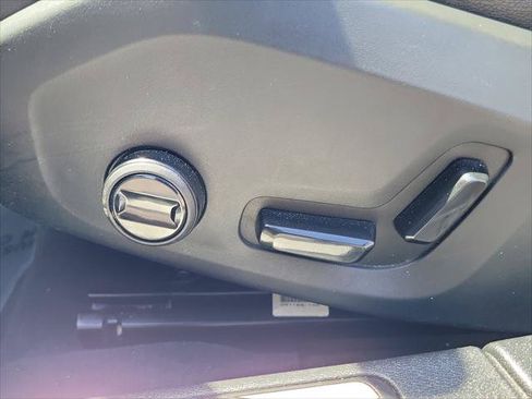 Used 2024 Volvo S60 B5 Core FWD image 22
