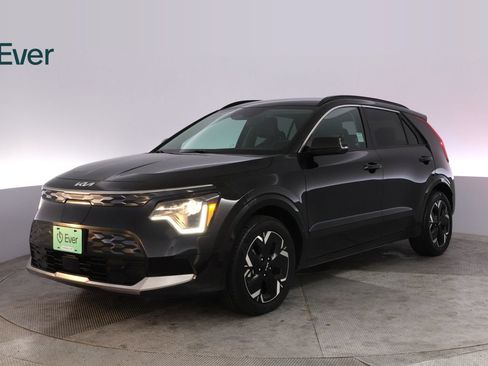 Used 2024 Kia Niro Wind FWD image 2
