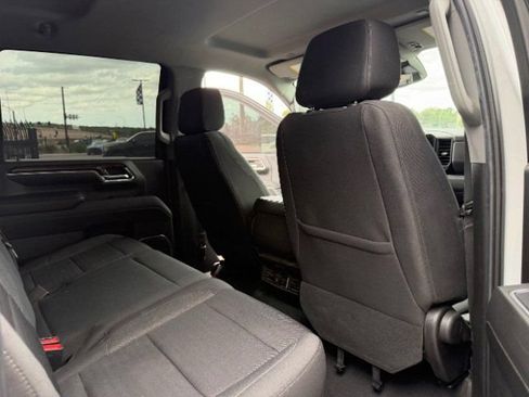 Used 2024 Chevrolet Silverado 2500 LT AWD/4WD image 21