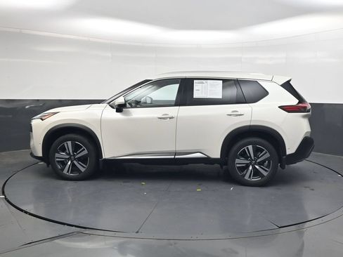 Used 2023 Nissan Rogue SL w/ SL Premium Package FWD image 12