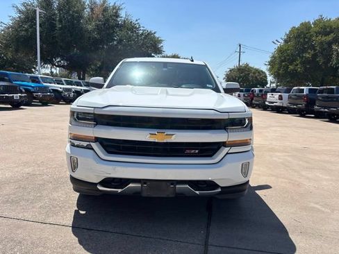 Used 2018 Chevrolet Silverado 1500 LT w/ Texas Edition AWD/4WD image 2