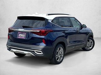 Used 2022 Kia Seltos S FWD video 2
