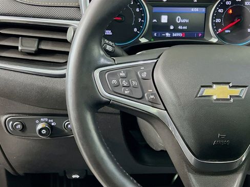 Used 2022 Chevrolet Equinox Premier image 10