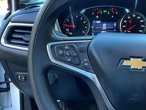 Certified 2022 Chevrolet Equinox LT image 11