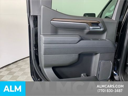 Used 2025 Chevrolet Silverado 1500 LT Trail Boss image 30