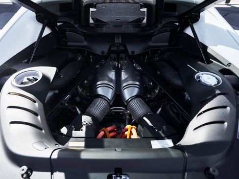 Used 2024 Ferrari 296 GTB RWD image 27