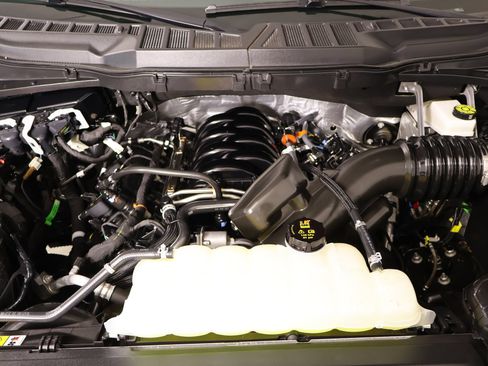 Used 2026 Ford F150 XL w/ Equipment Group 103A High AWD/4WD image 16