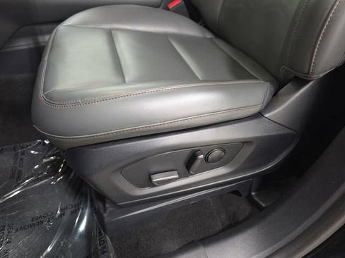 Used 2026 Ford Explorer Active w/ Active Comfort Package AWD/4WD image 29
