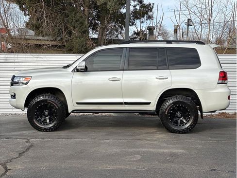 Used 2016 Toyota Land Cruiser 4WD - OME Lift + Modified - No image 13