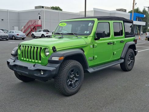 Used 2018 Jeep Wrangler Unlimited Sport S AWD/4WD image 3