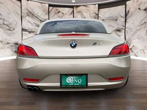 Used 2011 BMW Z4 sDrive30i RWD image 32