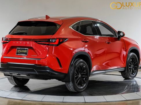 Used 2024 Lexus NX 250 FWD image 10