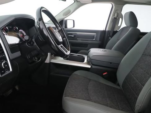 Used 2019 RAM 1500 Classic SLT w/ Black Appearance Group AWD/4WD image 16