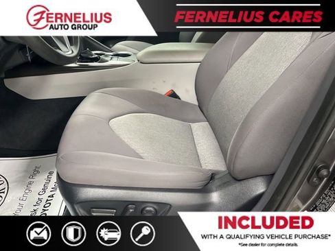 Used 2023 Toyota Camry LE image 32