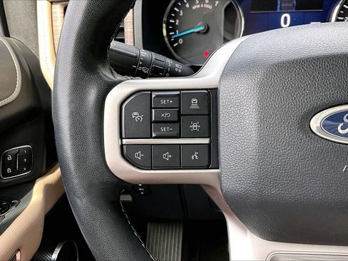 Used 2024 Ford Expedition Limited AWD/4WD image 31