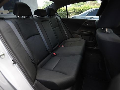 Used 2017 Honda Accord LX image 15