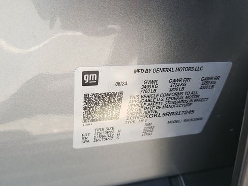 Used 2024 Chevrolet Suburban High Country AWD/4WD image 30