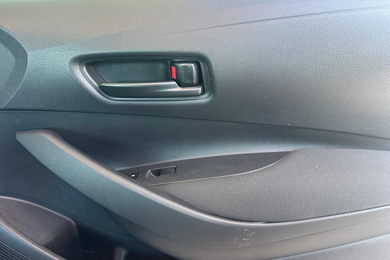 Certified 2025 Toyota Corolla LE FWD image 20