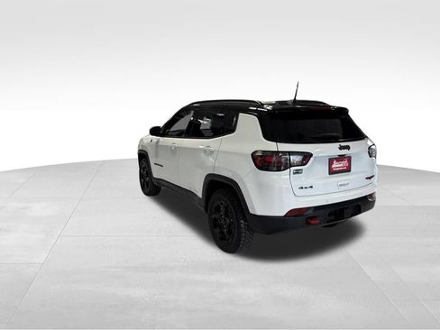Used 2024 Jeep Compass Trailhawk w/ Trailhawk Elite Group AWD/4WD image 5