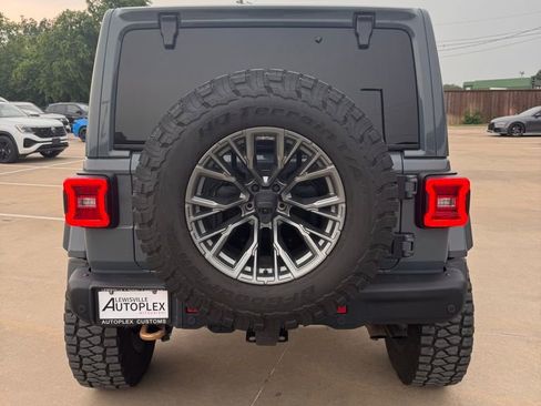 Used 2024 Jeep Wrangler Unlimited Rubicon 392 AWD/4WD image 7